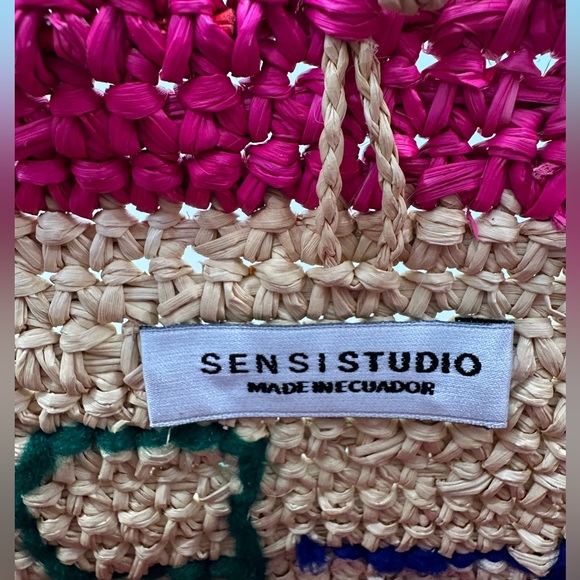 NEW SENSI STUDIO Woven Straw Tote Bag Made in Ecuador - Picture 4 of 8